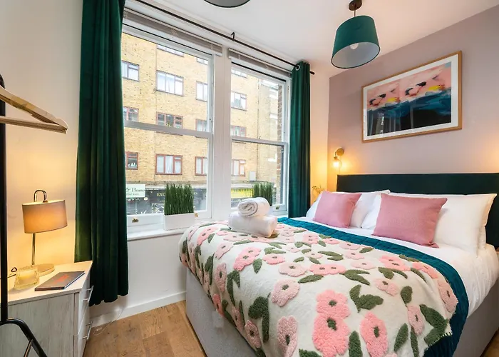 1Br Stylish Flat By Hostarahomes, Near Liverpool Street, Prime London Location, Sleeps Up To 4