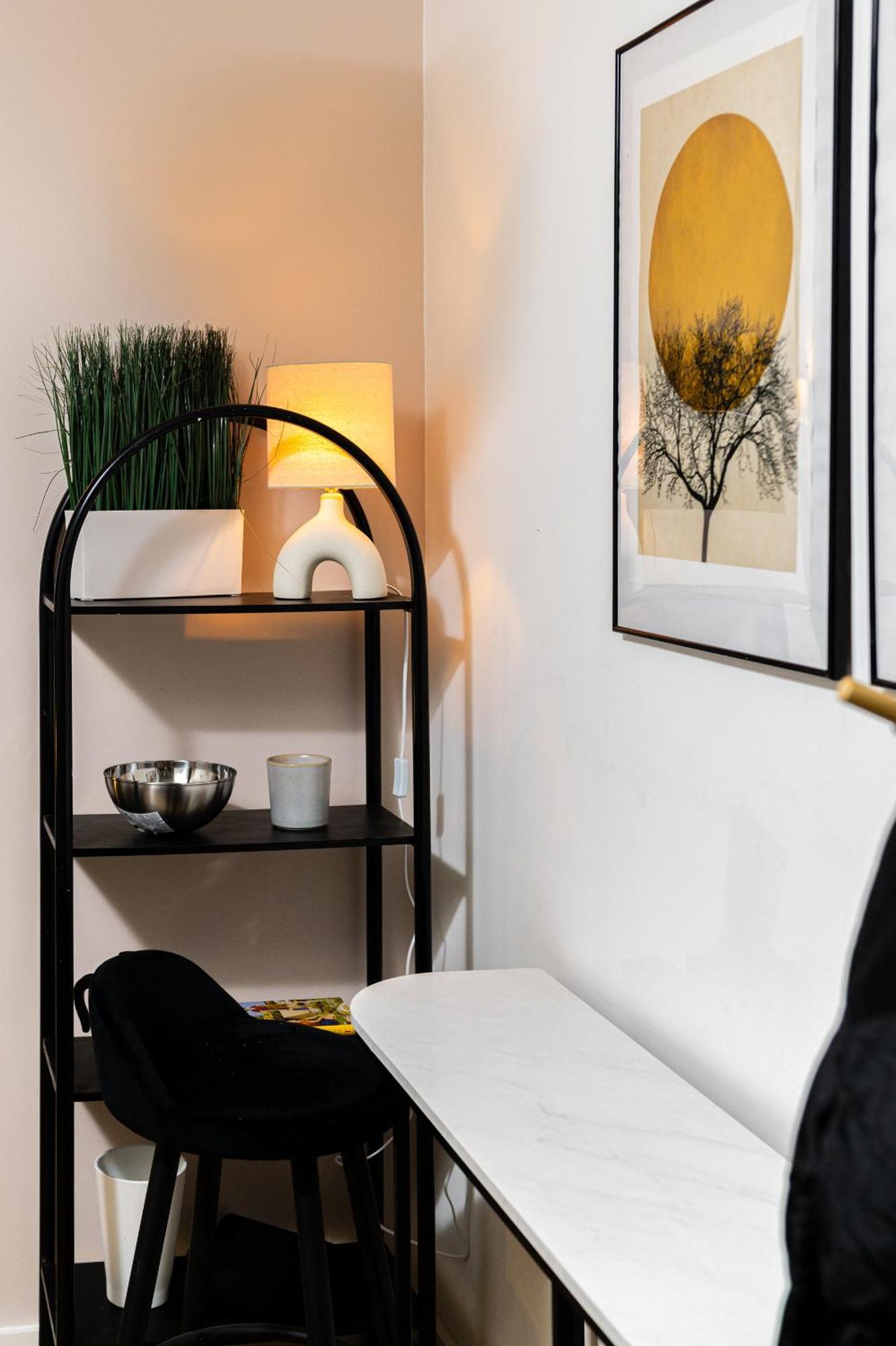 Апартаменты 1br Stylish Flat By Hostarahomes, Near Liverpool Street, Prime Location, Sleeps Up To 4