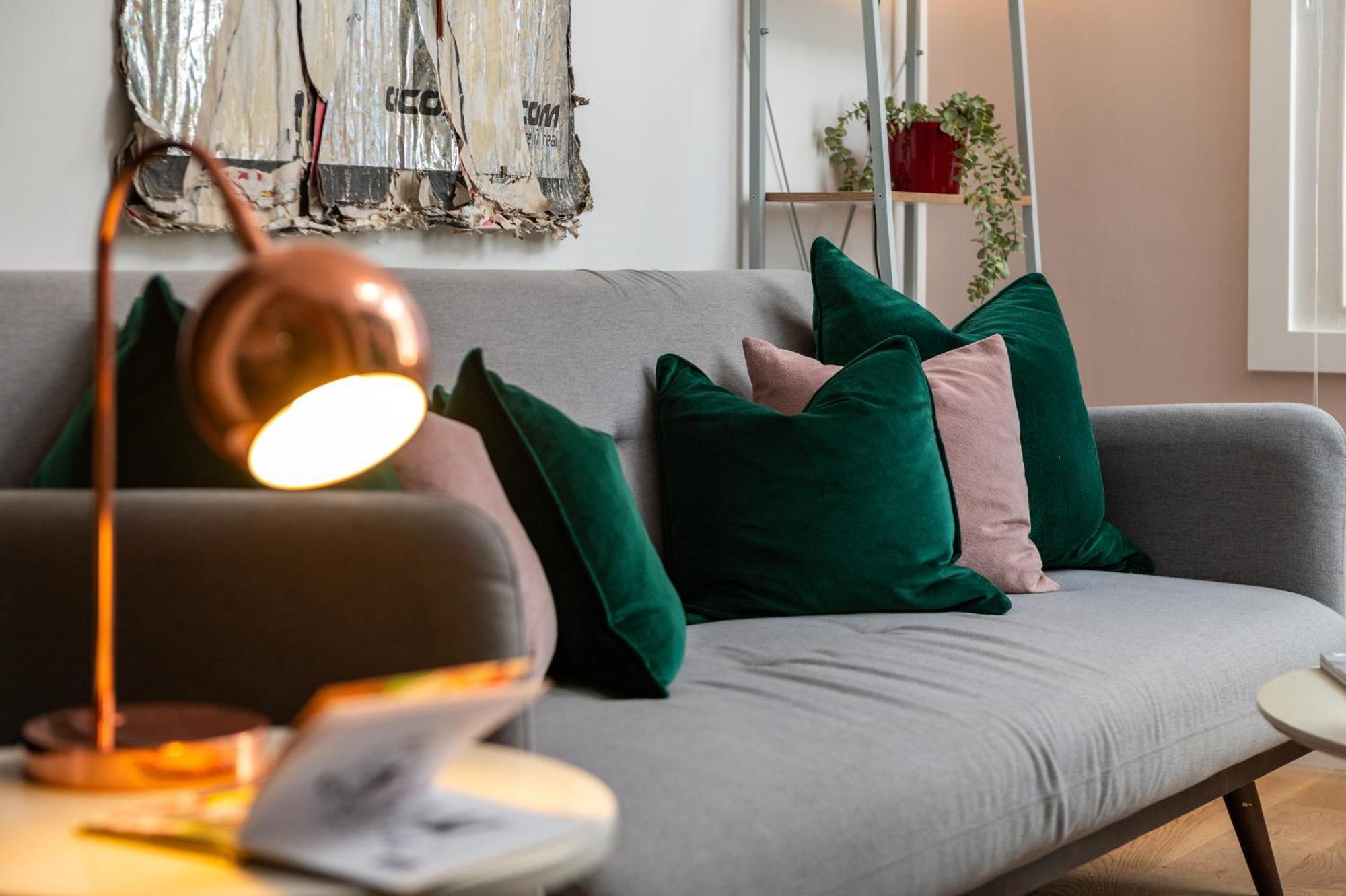 Апартаменты 1br Stylish Flat By Hostarahomes, Near Liverpool Street, Prime Location, Sleeps Up To 4 Лондон